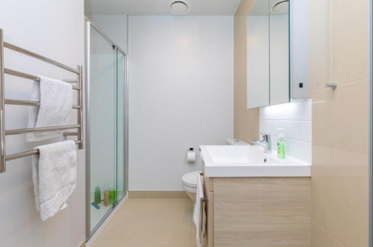 أوكلاند Stunning Skytower And City View 2 Bedroom Apartment المظهر الخارجي الصورة